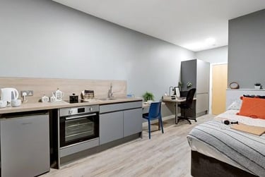 1 bed studio, St Georges Quay, City Centre, Lancaster, LA15JT - Image 1